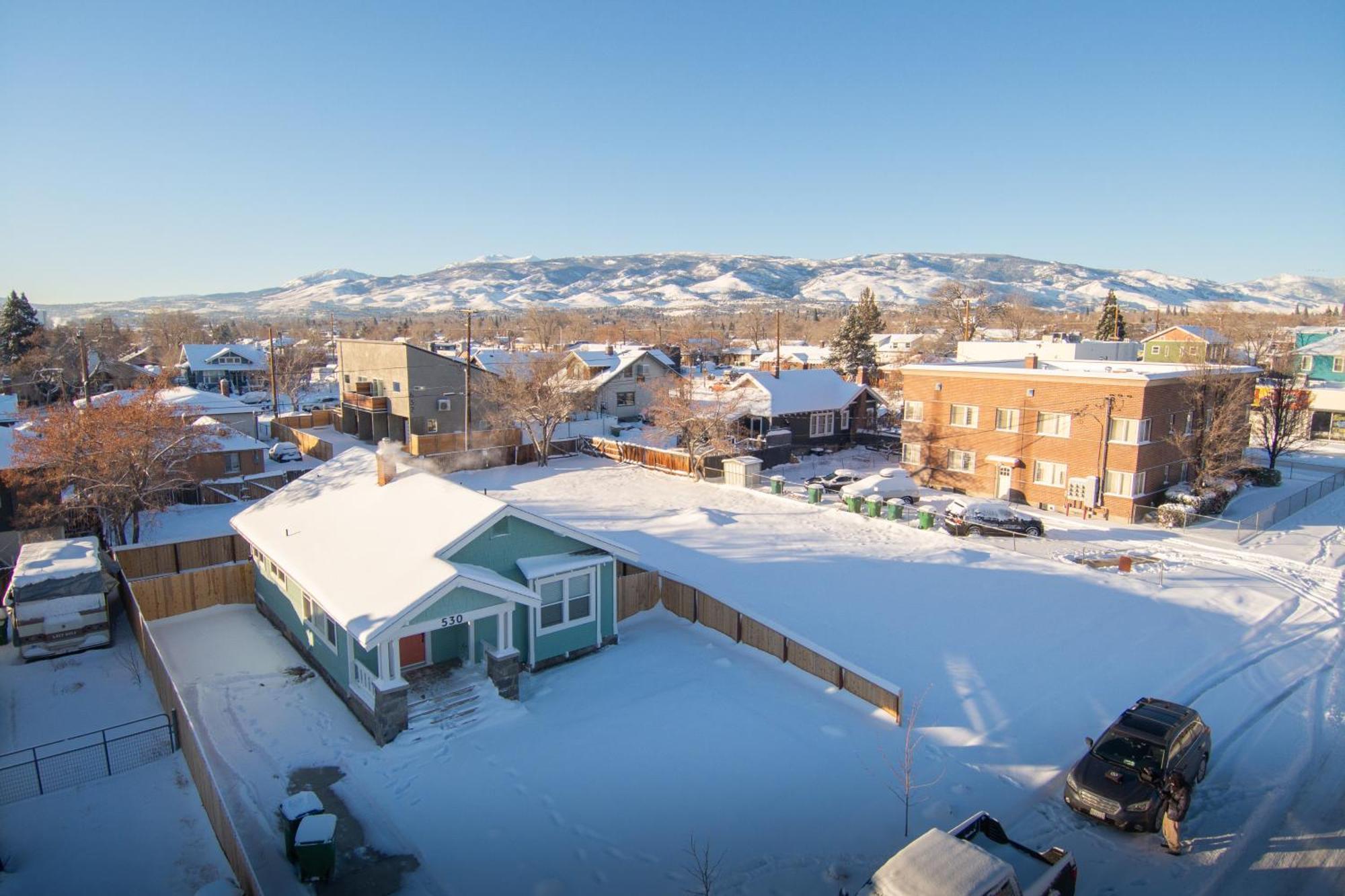 Reno'S Biggest Little House - Cozy Home Theatre Exteriör bild