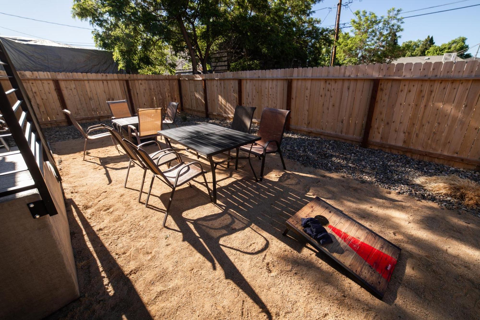 Reno'S Biggest Little House - Cozy Home Theatre Exteriör bild